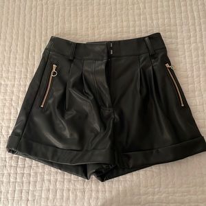 Generation Love CAROLYN VEGAN-LEATHER SHORTS